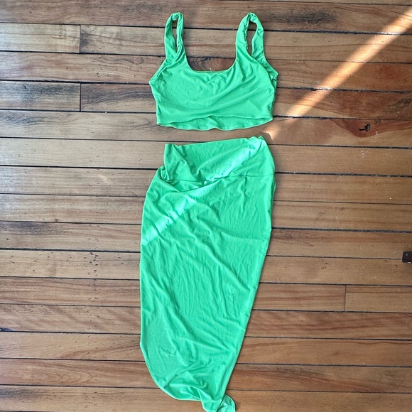 Lime Green Two Piece Set - Picture 6 of 6